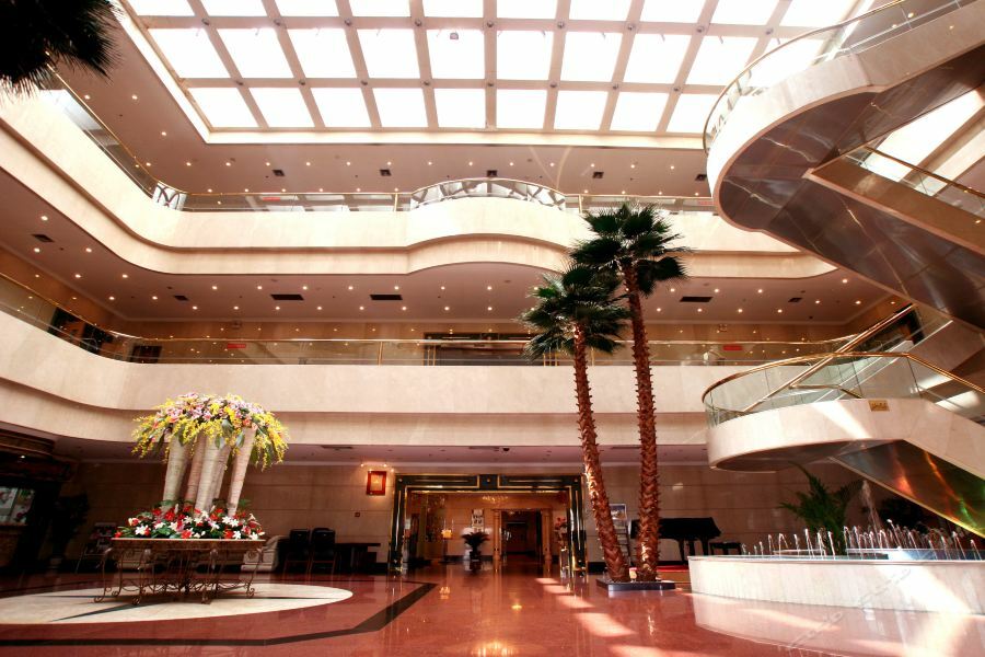 Luoyang Grand Hotel Interiør bilde